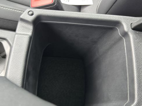 Used 2023 Volkswagen Tiguan SE R-Line image 37