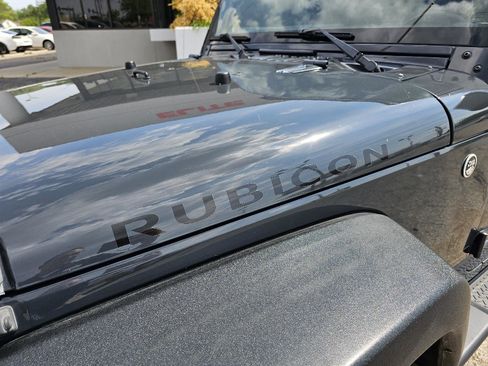 Used 2016 Jeep Wrangler Unlimited Rubicon w/ Connectivity Group image 38