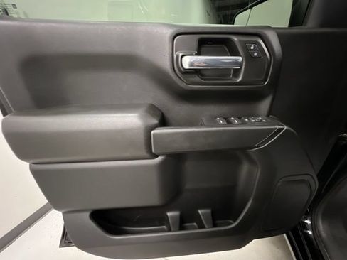 Certified 2020 Chevrolet Silverado 1500 Custom Trail Boss w/ Custom Convenience Package AWD/4WD image 21