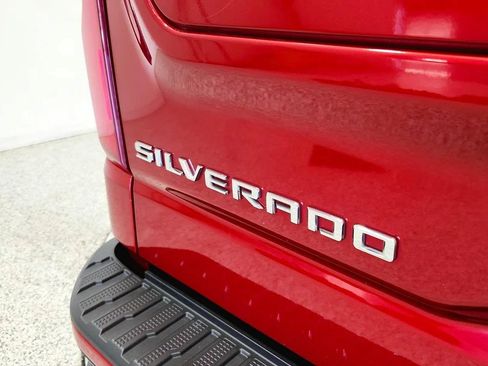 Used 2022 Chevrolet Silverado 1500 High Country w/ Z71 Off-Road Package AWD/4WD image 38