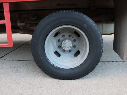 Used 2006 Ford F350 XL image 24