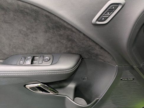 Used 2023 Dodge Challenger SRT Hellcat RWD image 10