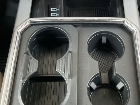 Used 2017 Ford F250 Lariat w/ Lariat Ultimate Package image 21