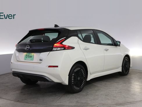 Used 2024 Nissan Leaf SV Plus FWD image 3