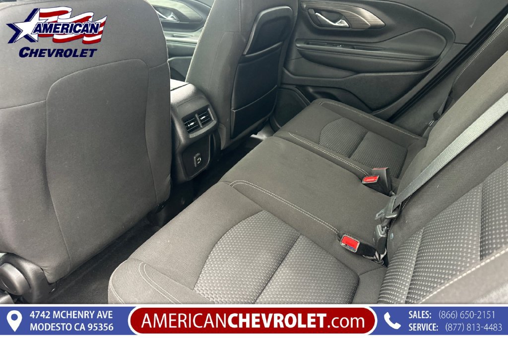 Used 2024 GMC Terrain SLE FWD image 15