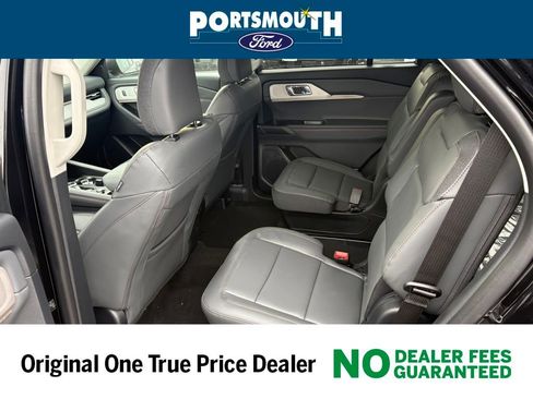 New 2026 Ford Explorer Active image 5