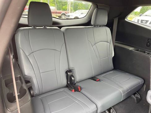 Used 2024 Buick Enclave Essence w/ Sport Touring Edition AWD/4WD image 56