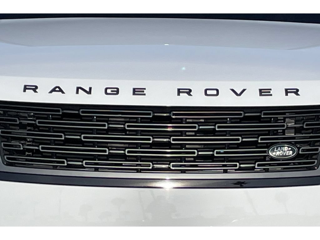Used 2023 Land Rover Range Rover Long Wheelbase SE AWD/4WD image 47