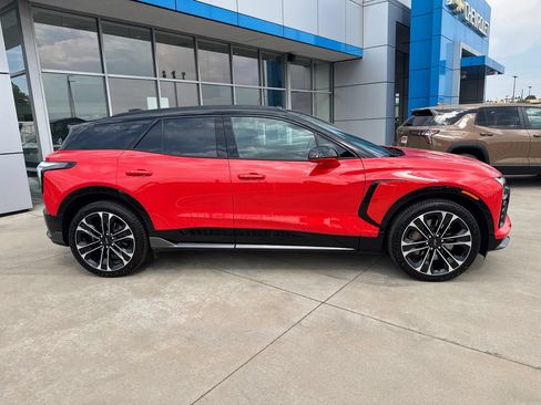 Used 2026 Chevrolet Blazer EV SS w/ Performance Package AWD/4WD image 6