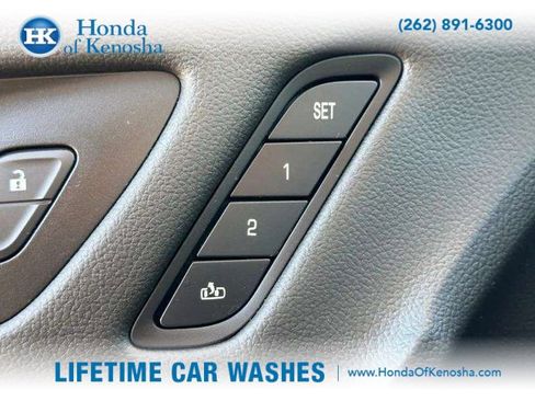 Used 2018 Buick Envision Essence image 15