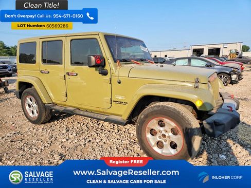 Used 2013 Jeep Wrangler Unlimited Sahara w/ Dual Top Group AWD/4WD image 5