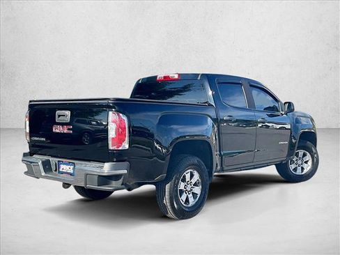 Used 2019 GMC Canyon 2WD Crew Cab w/ Convenience Package image 2