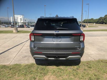 New 2026 Ford Explorer Platinum w/ LUX Leather Package