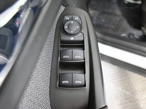 Used 2021 Chevrolet TrailBlazer LT w/ Convenience Package AWD/4WD image 19