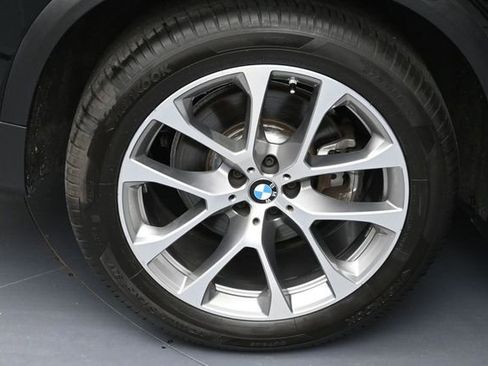 Used 2023 BMW X5 xDrive40i AWD/4WD image 5