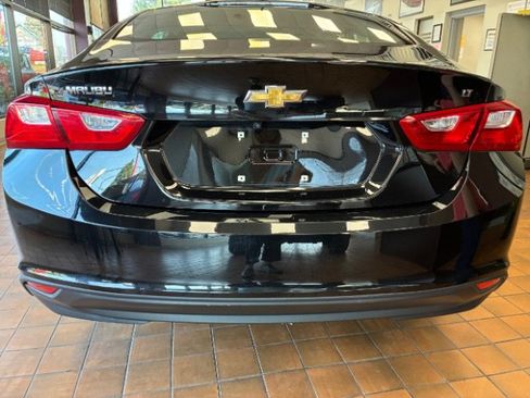 Used 2023 Chevrolet Malibu LT image 8