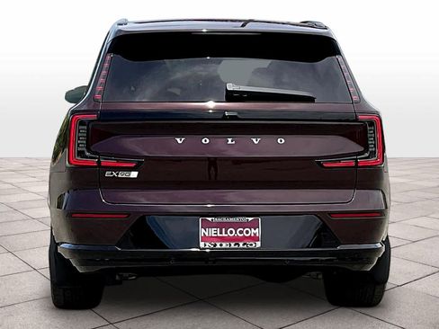 New 2025 Volvo EX90 Ultra image 6