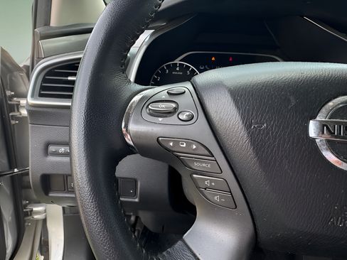 Used 2021 Nissan Murano SV FWD image 24