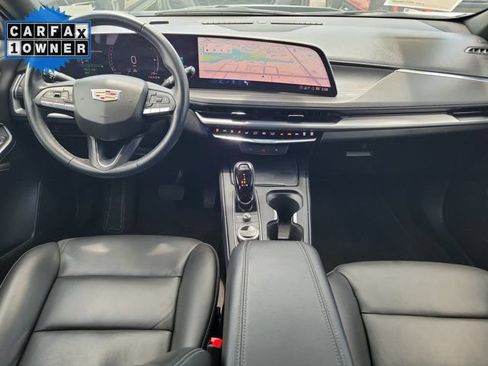 Used 2025 Cadillac XT4 Premium Luxury FWD image 14