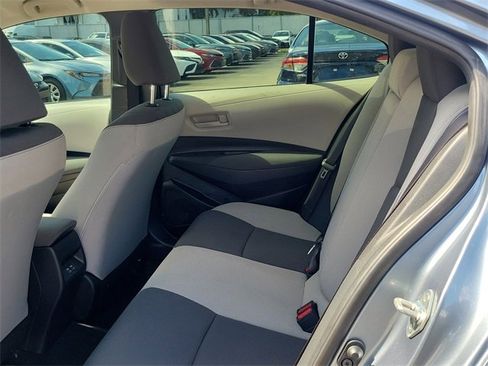 Used 2025 Toyota Corolla LE image 7