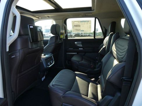 New 2027 Ford Expedition Max Platinum w/ Platinum Ultimate Package AWD/4WD image 15