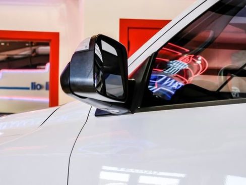 Used 2014 RAM 2500 Tradesman w/ Chrome Appearance Group image 37