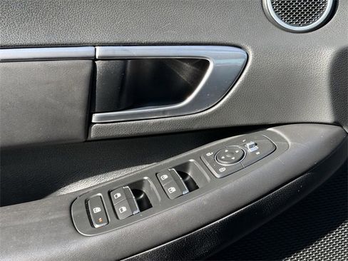 Used 2023 Hyundai Sonata SEL image 21