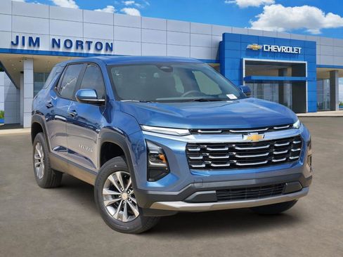 New 2026 Chevrolet Equinox LT w/ LPO, Floor Liner Package FWD image 1