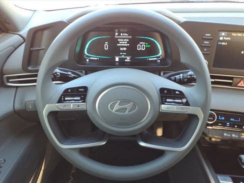 Certified 2025 Hyundai Elantra Blue w/ Cargo Package image 19