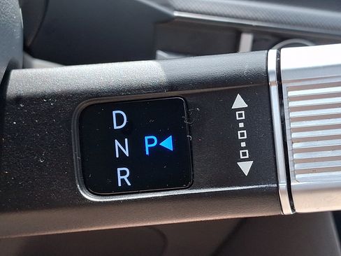 Certified 2024 Hyundai Santa Fe SE AWD/4WD image 15