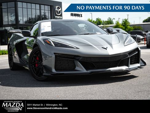 Used 2023 Chevrolet Corvette Z06 w/ Stealth Interior Trim Package RWD image 1