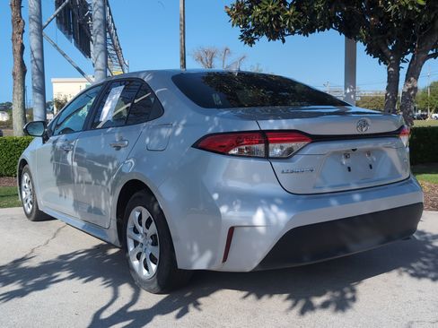 Certified 2024 Toyota Corolla LE image 8