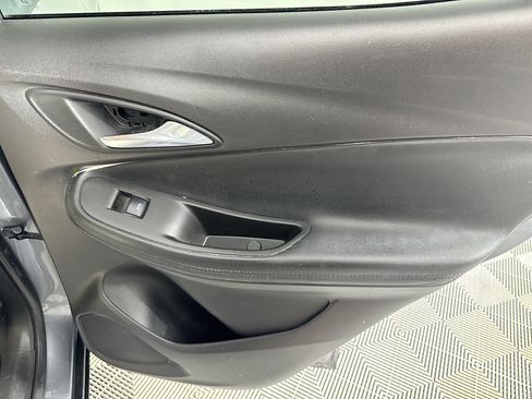 Used 2021 Buick Encore GX Select FWD image 26