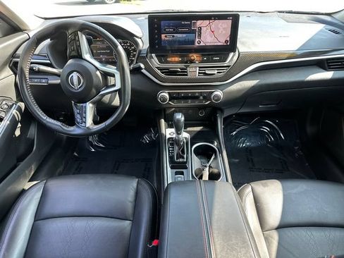 Used 2023 Nissan Altima 2.5 SR w/ SR Premium Package AWD/4WD image 19