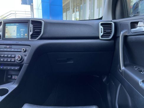 Used 2017 Kia Sportage EX w/ EX Technology Package FWD image 32