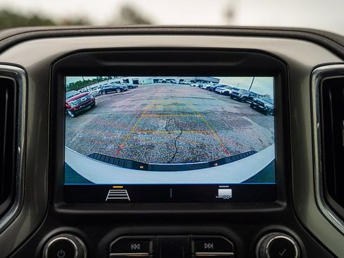 Used 2023 Chevrolet Silverado 2500 LT image 32