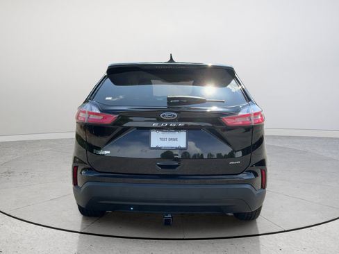 Used 2024 Ford Edge SE w/ Cargo Accessory Package AWD/4WD image 8
