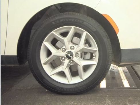 Certified 2022 Kia Soul LX w/ Technology Package FWD image 10