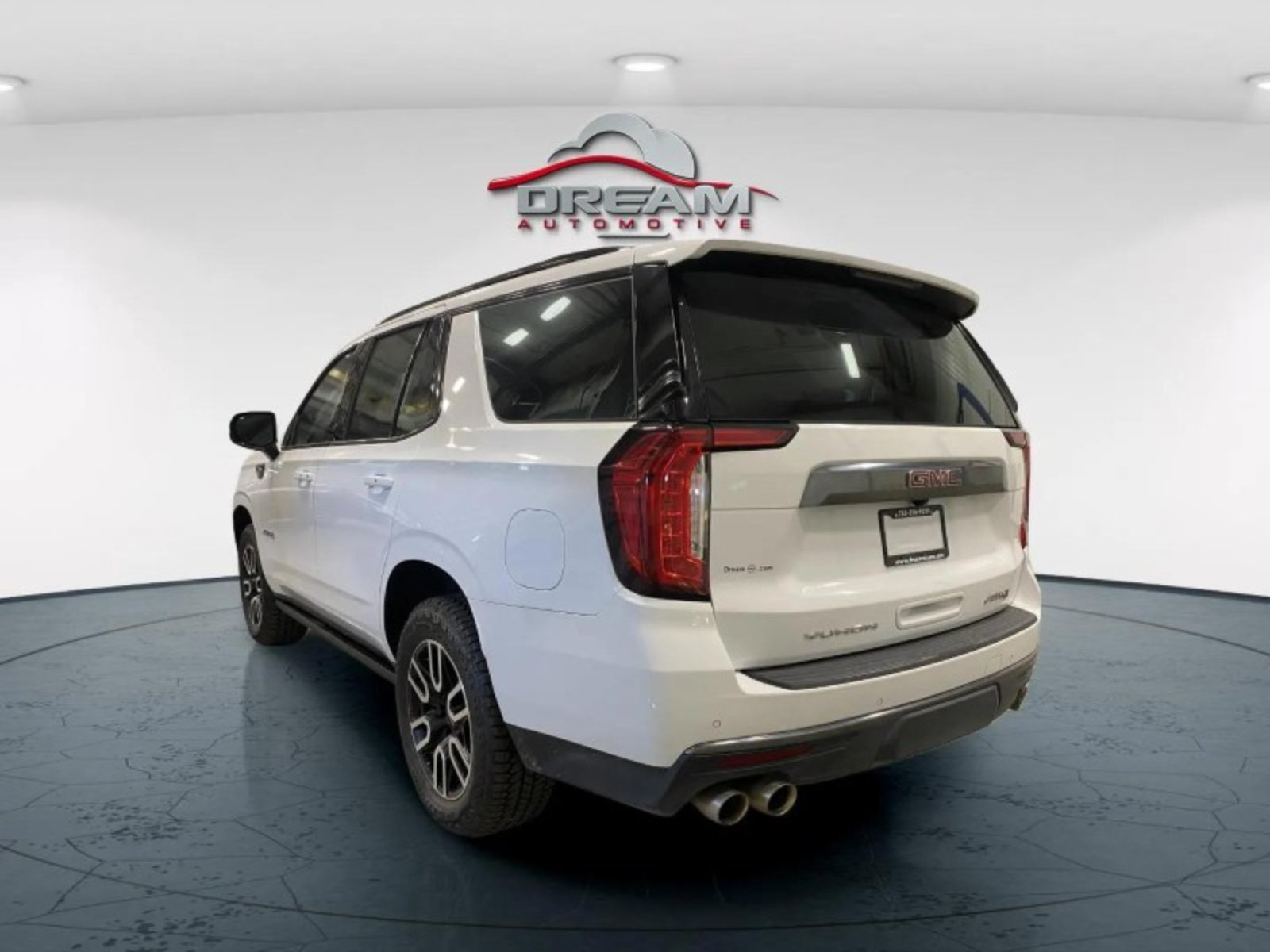 Used 2022 GMC Yukon AT4 w/ AT4 Premium Plus Package AWD/4WD image 6