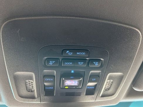 Used 2021 Toyota Avalon Limited w/ Advanced Safety Package image 13