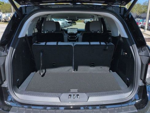 New 2026 Ford Explorer Active w/ Active Comfort Package RWD image 13