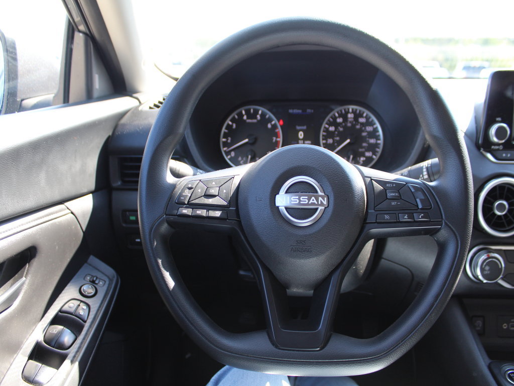 Used 2025 Nissan Sentra S FWD image 15