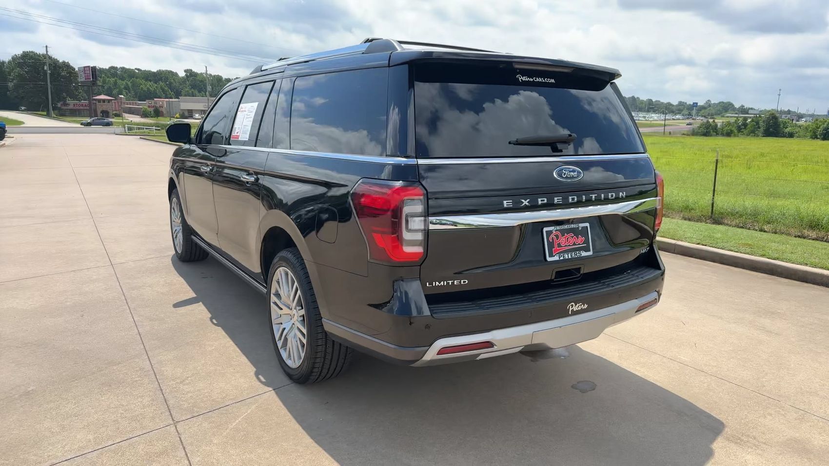 Used 2024 Ford Expedition Max Limited AWD/4WD image 7