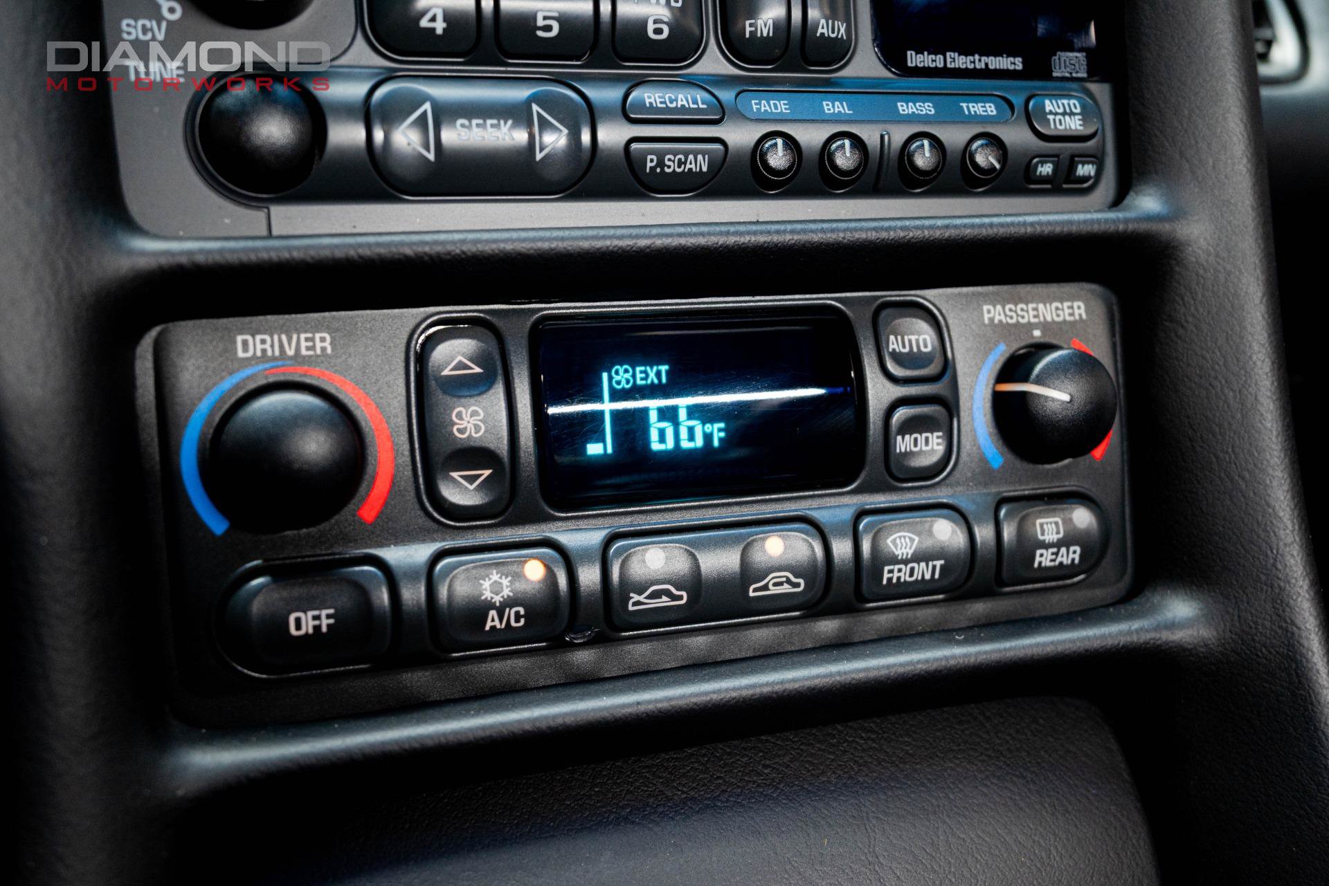 Used 2004 Chevrolet Corvette Z06 w/ Z06 Preferred Equipment Group RWD image 86