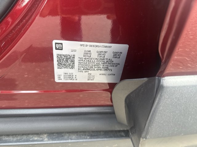 Used 2023 Buick Encore GX Essence w/ Experience Buick Package AWD/4WD image 32