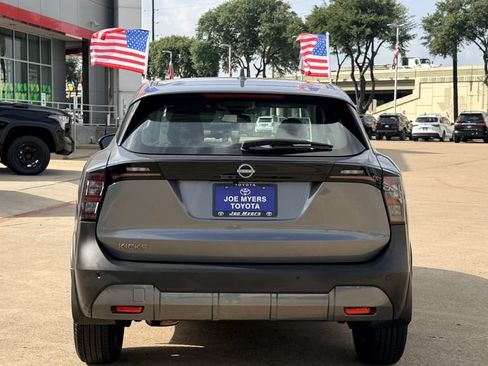 Used 2025 Nissan Kicks S FWD image 7
