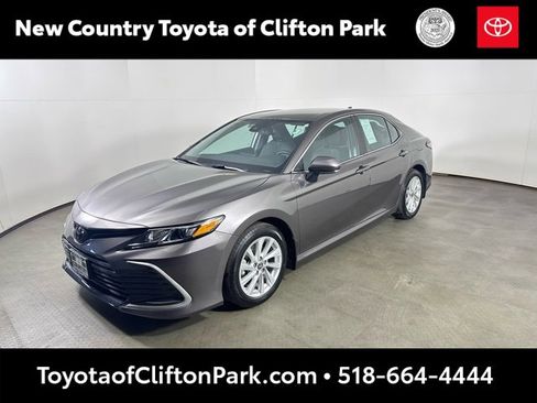 Used 2023 Toyota Camry LE w/ Cold Weather Package image 7