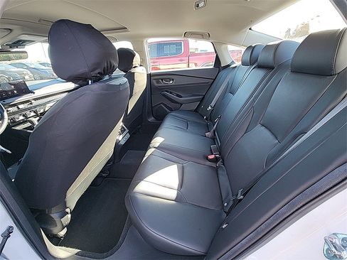 Used 2025 Honda Accord Touring image 30