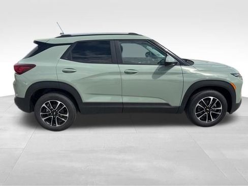 New 2026 Chevrolet TrailBlazer LT w/ Convenience Package FWD image 10