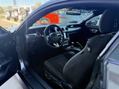 Used 2018 Ford Mustang Coupe w/ Equipment Group 101A RWD image 19